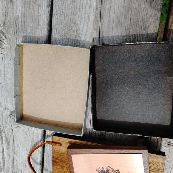 Vintage Canadiana Metal Wood Wall Hanging Art Dogwood British Columbia PLAQUES - Picture 5 of 6